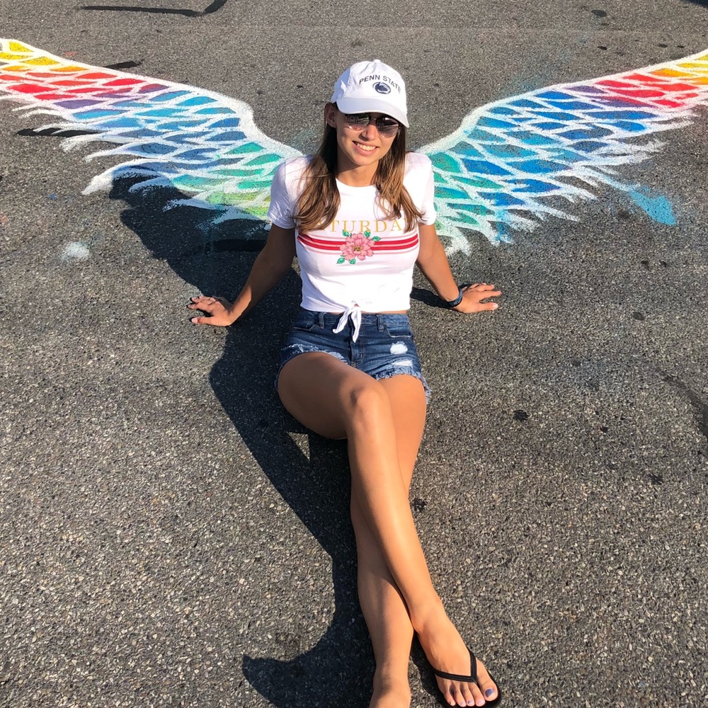 Meet your Posher, Alyssa